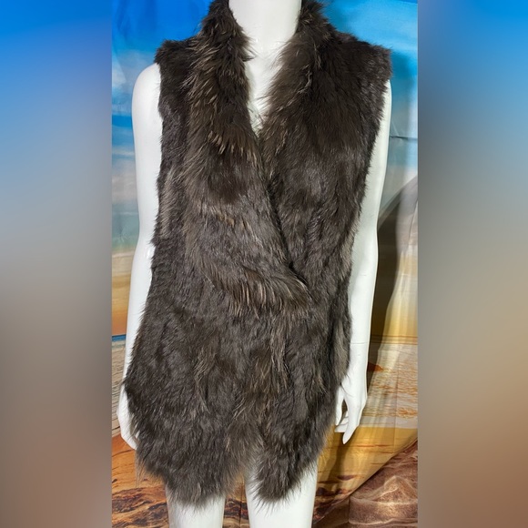 Bagatelle Genuine Fur Vest - Picture 6 of 7